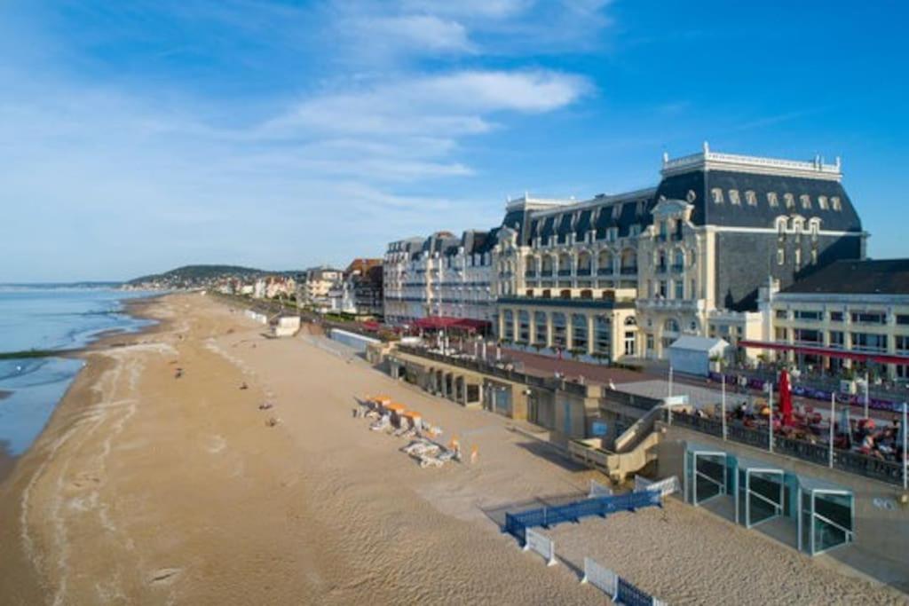 Chez Emy & Tom Apartamento Cabourg Exterior foto